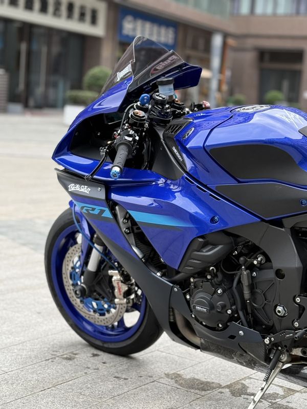 二手雅马哈YZF-R1