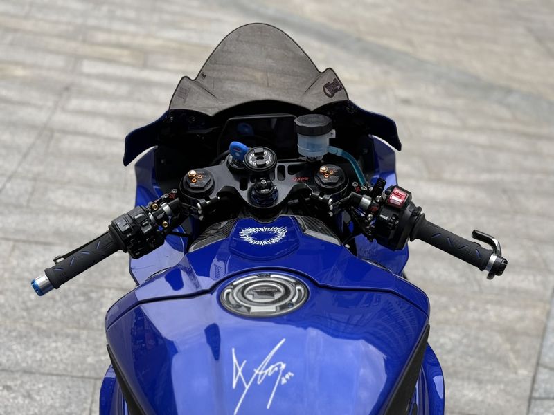 二手雅马哈YZF-R1