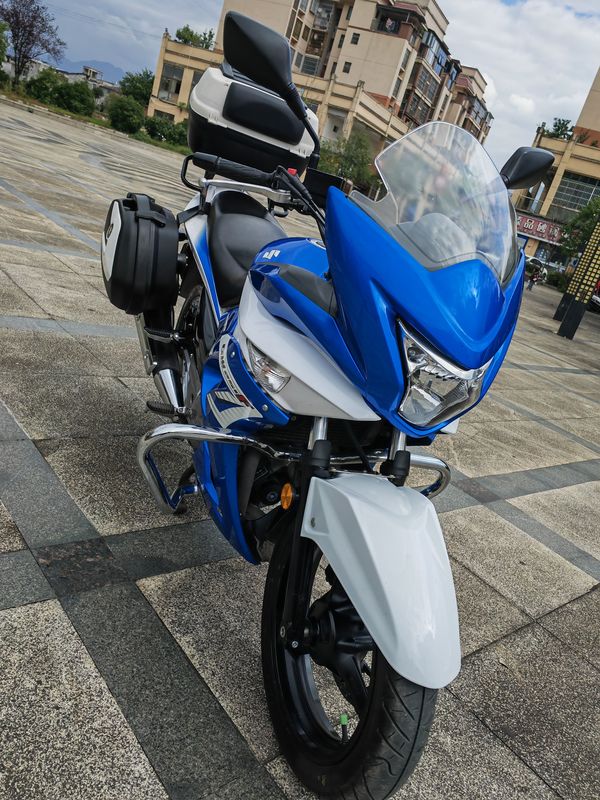 二手豪爵铃木骊驰 GW 250F