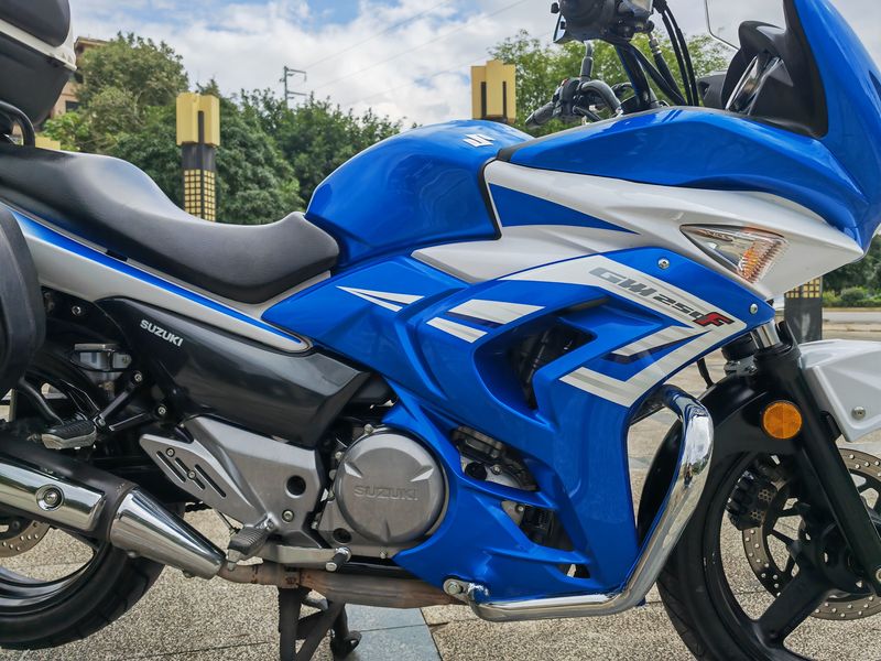 二手豪爵铃木骊驰 GW 250F