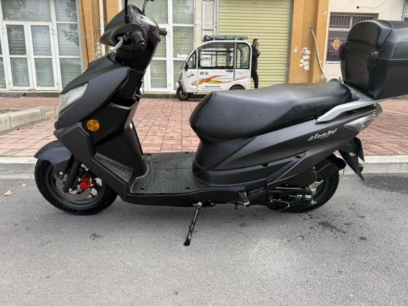 二手济南铃木优驿 UE125T