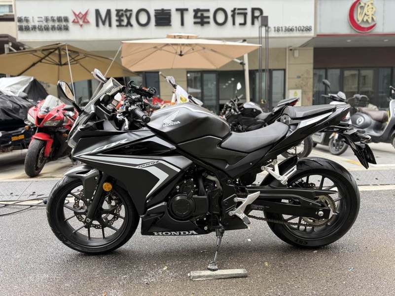 二手本田CBR400R