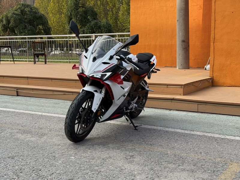 二手赛科龙RC250