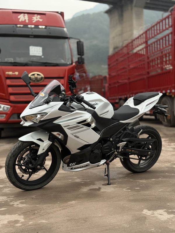 二手川崎Ninja 400