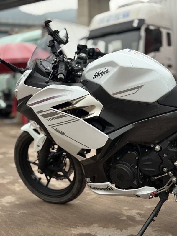 二手川崎Ninja 400