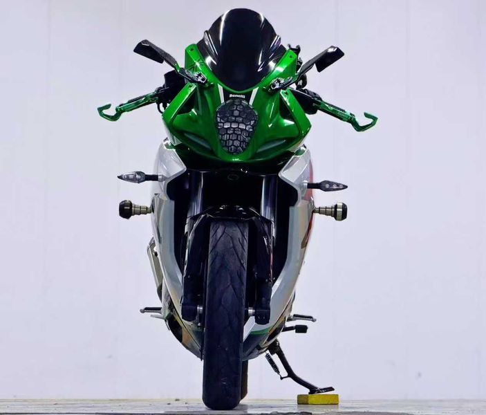 二手贝纳利龙卷风 Tornado 252R