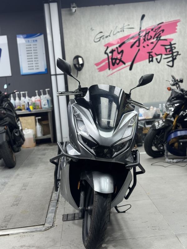 二手五羊本田PCX