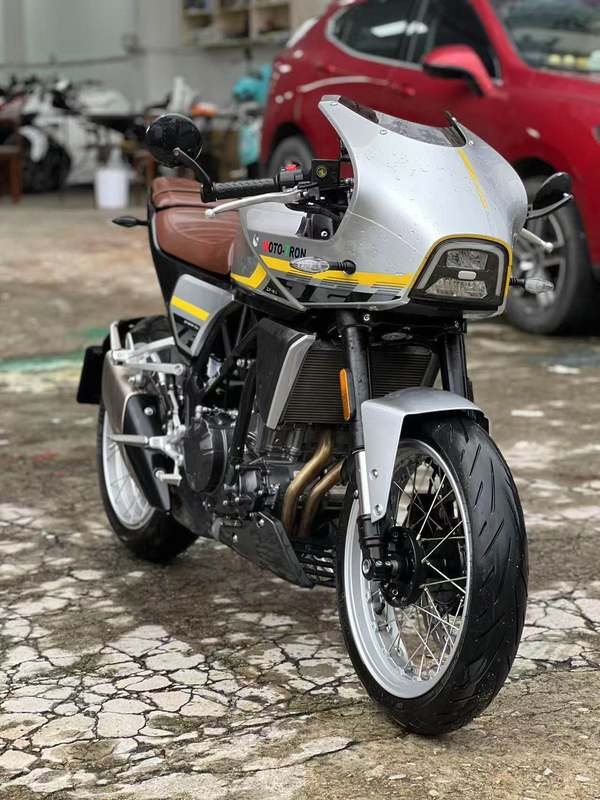 二手凯越321F-Cafe