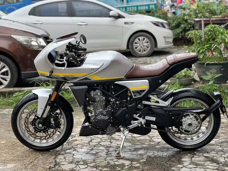 二手凯越321F-Cafe