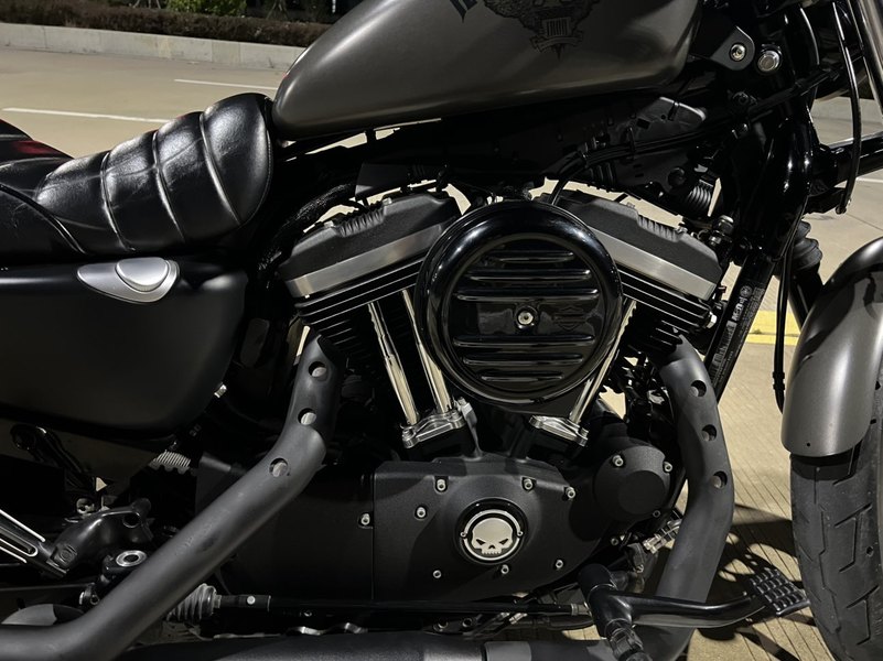 二手哈雷戴维森Iron883 硬汉