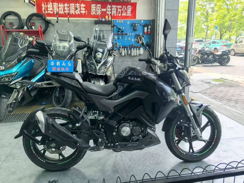 二手贝纳利小迅龙 BN150S