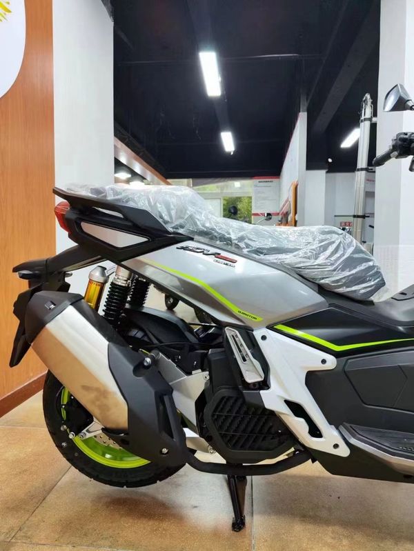 二手QJMOTOR鸿150ADV