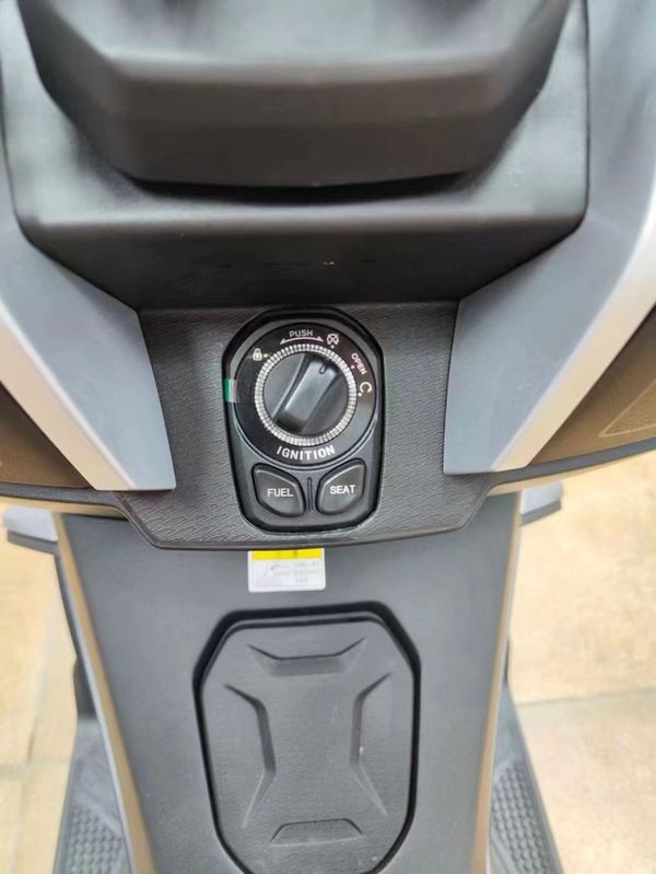 二手QJMOTOR鸿150ADV