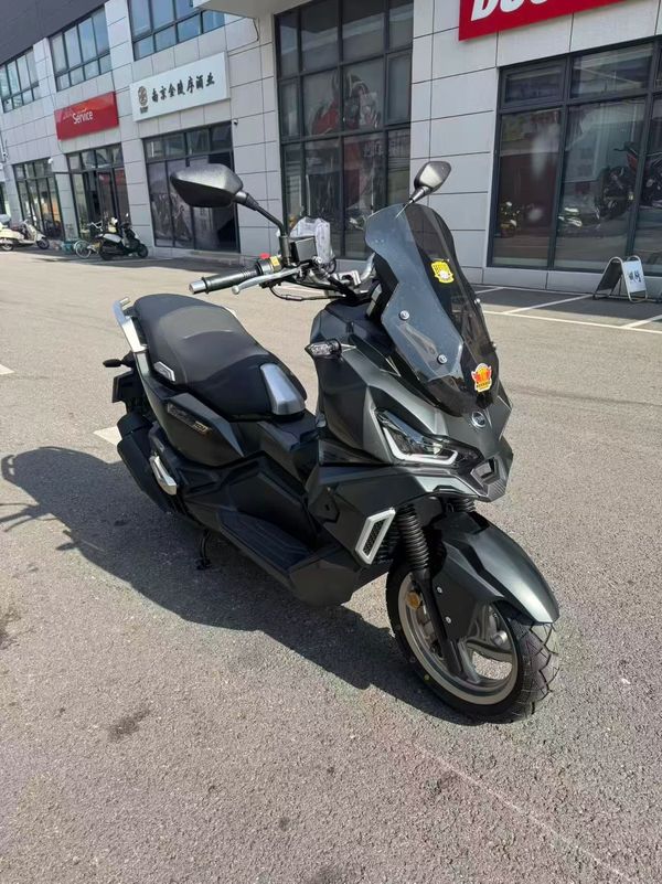 二手三阳哈士奇 Husky ADV150