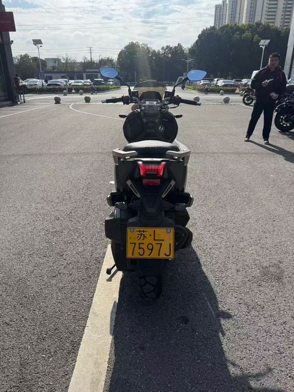 二手三阳哈士奇 Husky ADV150