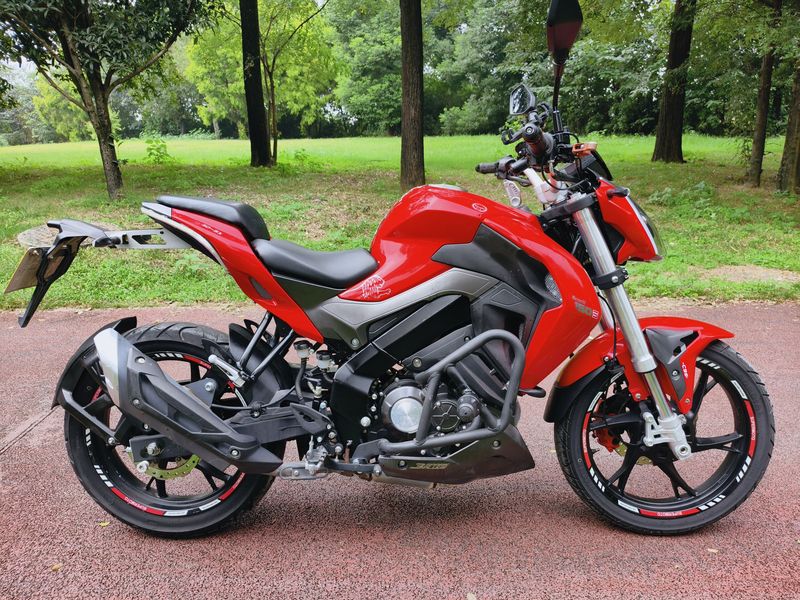 二手贝纳利小迅龙 BN150S