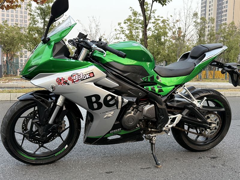 二手贝纳利龙卷风 Tornado 252R