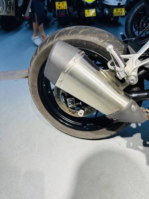 二手贝纳利龙卷风 Tornado 252R