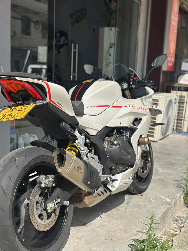二手QJMOTOR赛600