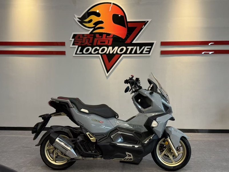 二手三阳哈士奇 Husky ADV150