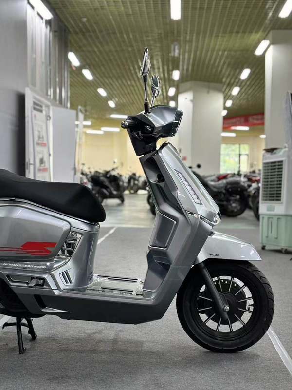 二手QJMOTOR阳光迪诺