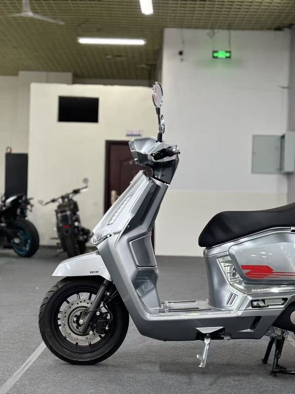 二手QJMOTOR阳光迪诺