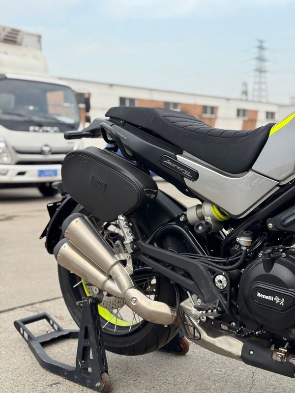 二手贝纳利幼狮 Leoncino 500