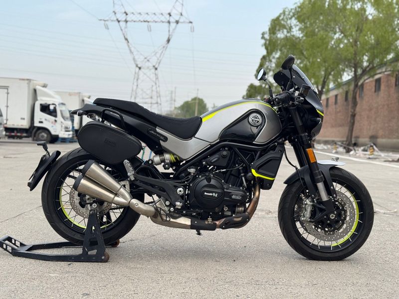 二手贝纳利幼狮 Leoncino 500