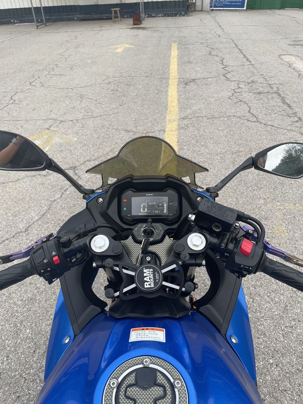 二手豪爵铃木GSX250R