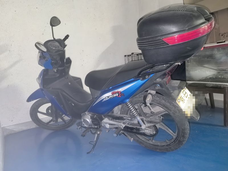 二手五羊本田小火箭125