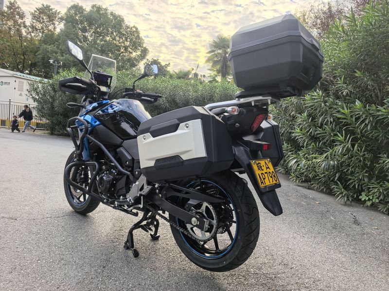 二手豪爵铃木DL250