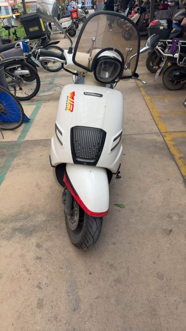 二手南方梦拉丽莎 飞戈