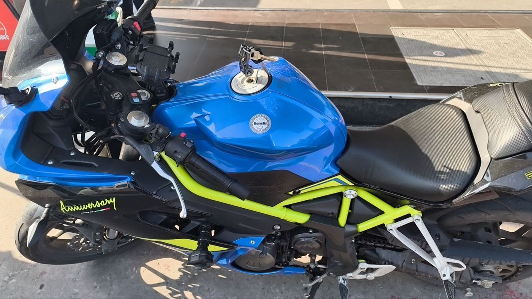 二手贝纳利龙卷风 Tornado 302R