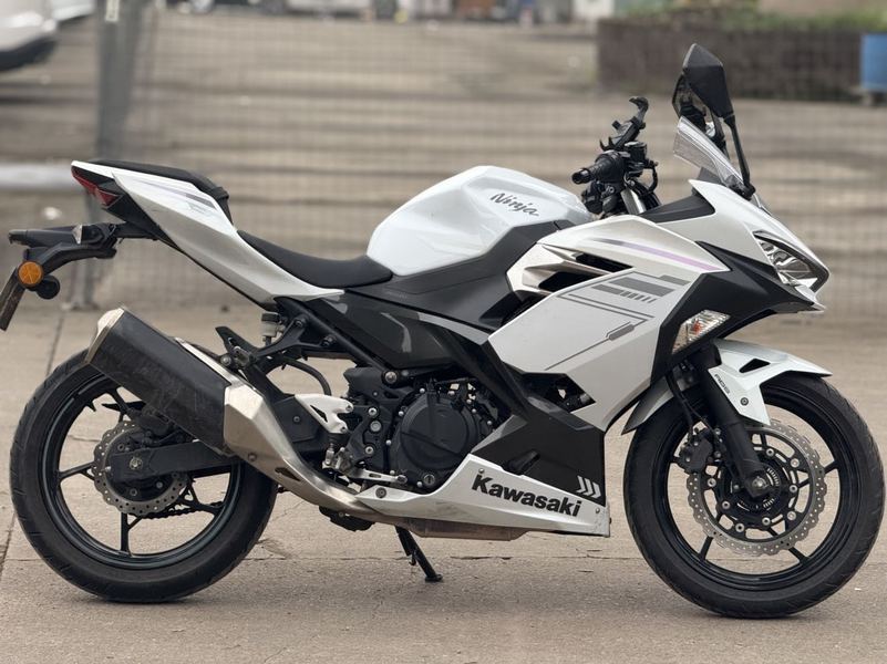 二手川崎Ninja 400