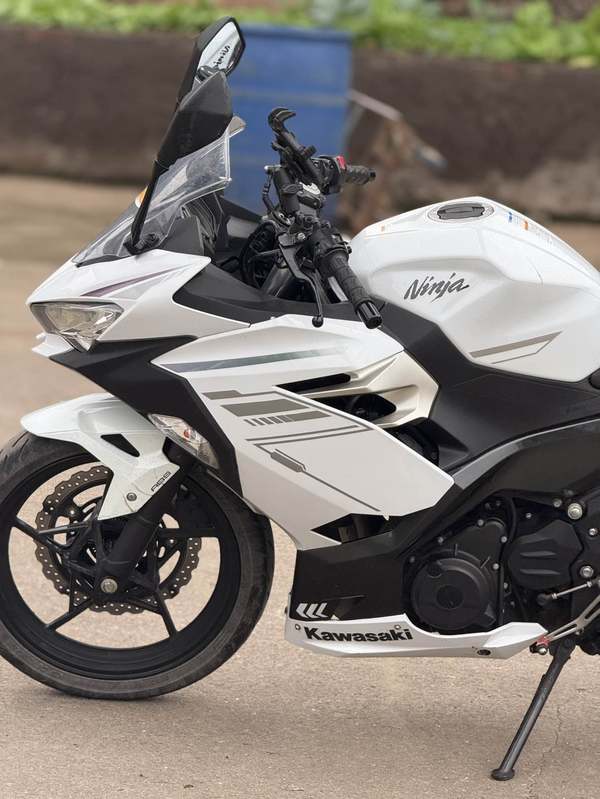 二手川崎Ninja 400