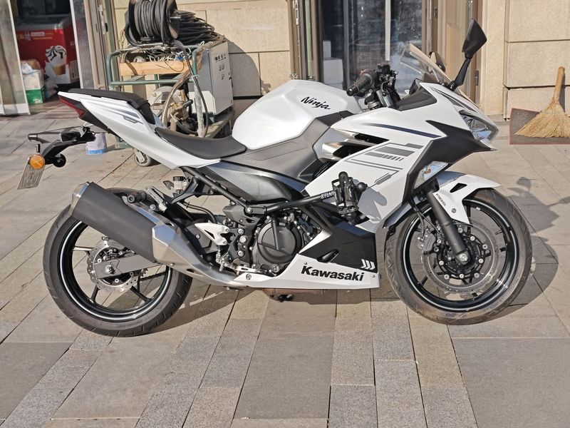 二手川崎Ninja 400
