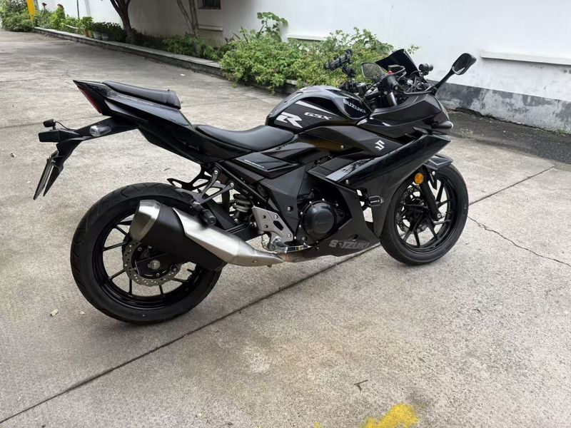 二手豪爵铃木GSX250R