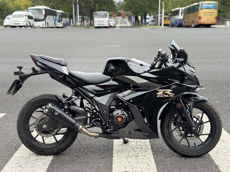 二手豪爵铃木GSX250R