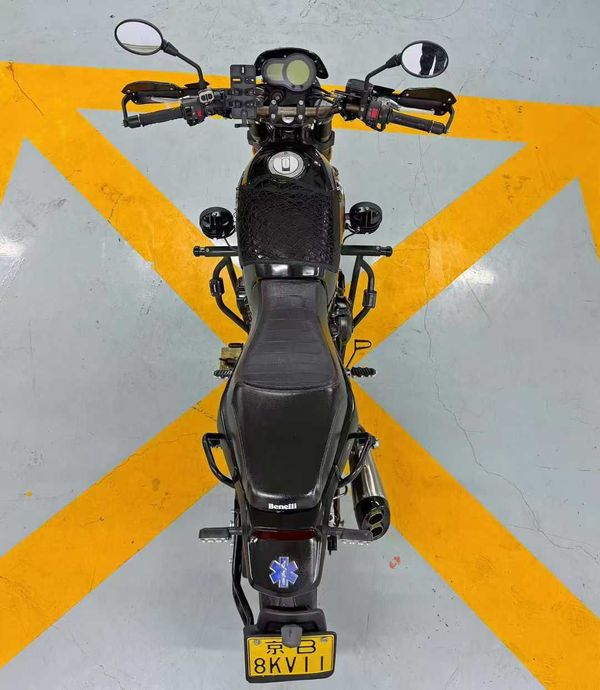 二手贝纳利幼狮 Leoncino 500