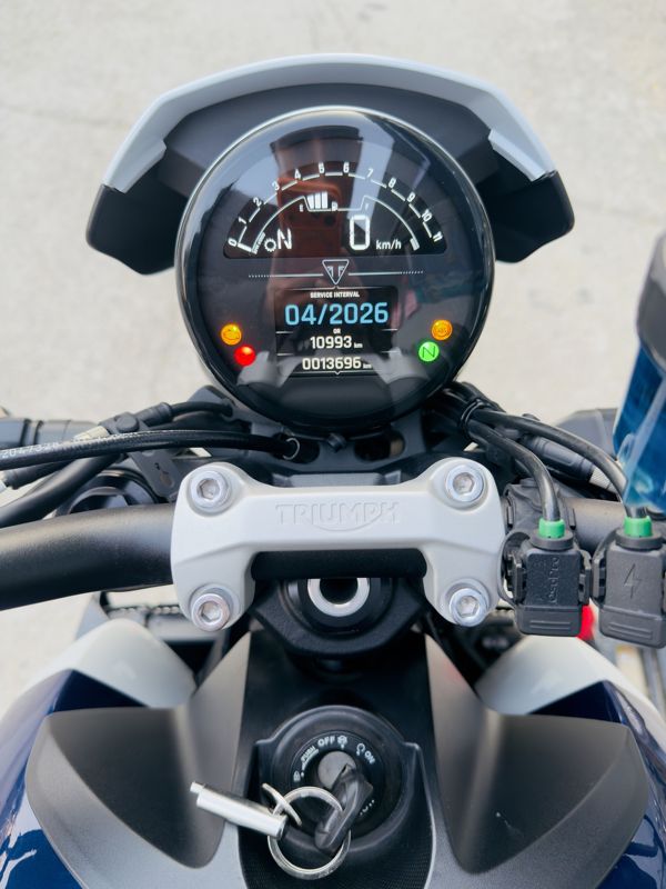 二手凯旋Trident 660