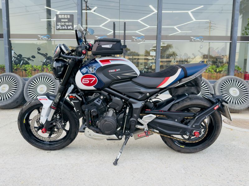 二手凯旋Trident 660