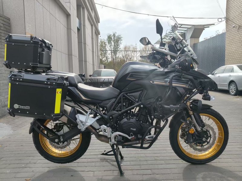 二手贝纳利TRK552