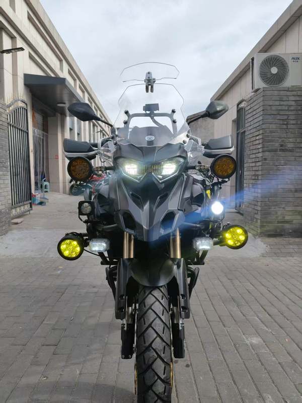 二手贝纳利TRK552