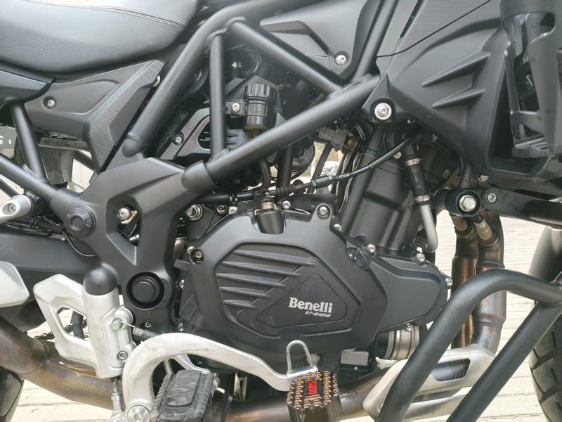 二手贝纳利TRK552