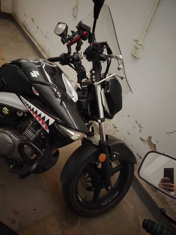 二手豪爵铃木骊驰 GW250