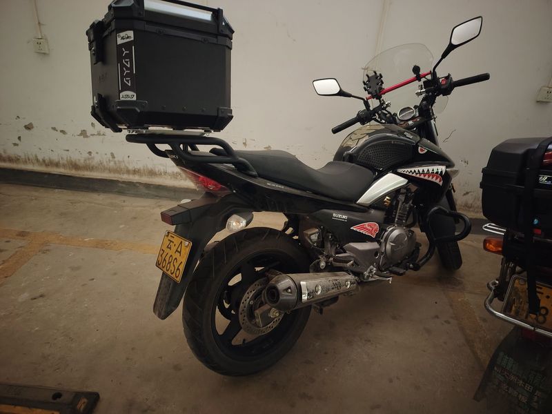 二手豪爵铃木骊驰 GW250