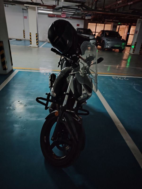 二手豪爵铃木骊驰 GW250