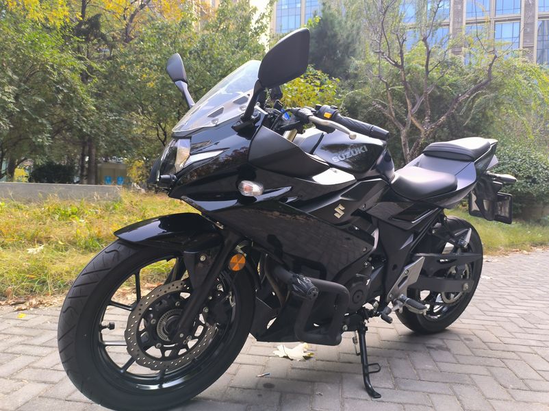 二手豪爵铃木GSX250R