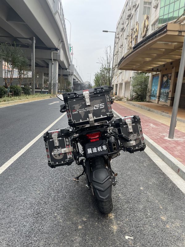 二手贝纳利金鹏 TRK502