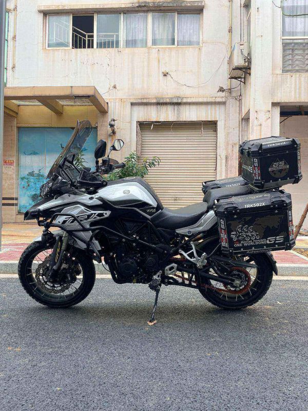 二手贝纳利金鹏 TRK502
